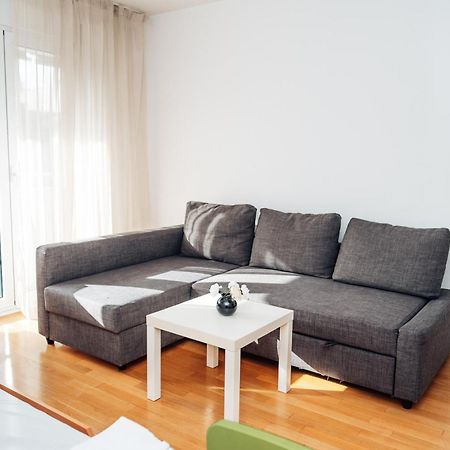 Crown Central Three Bedroom Apartment Belgrado Exterior foto