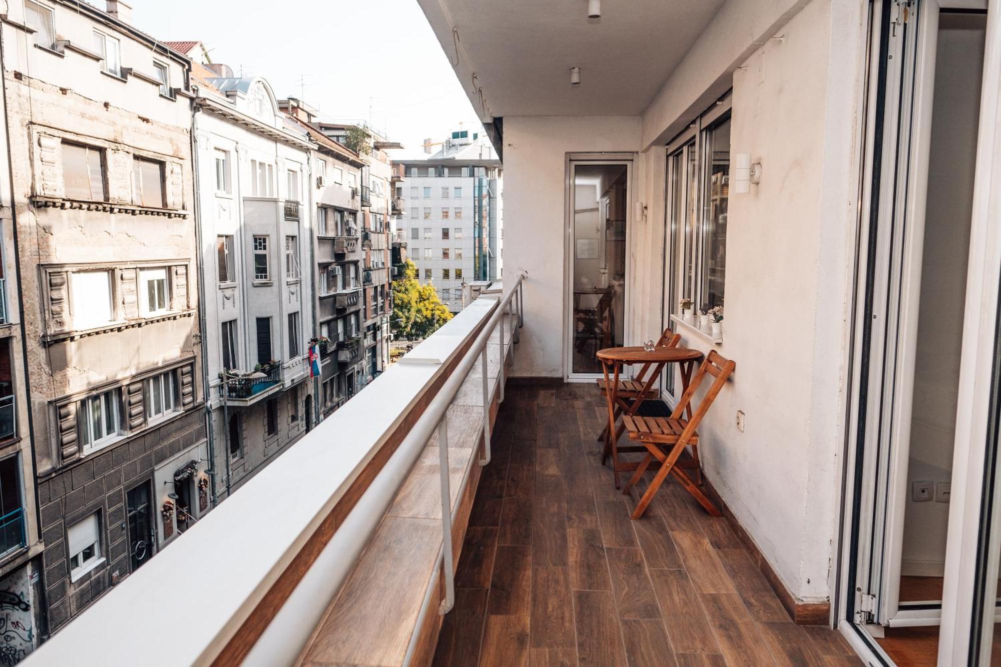 Crown Central Three Bedroom Apartment Belgrado Exterior foto
