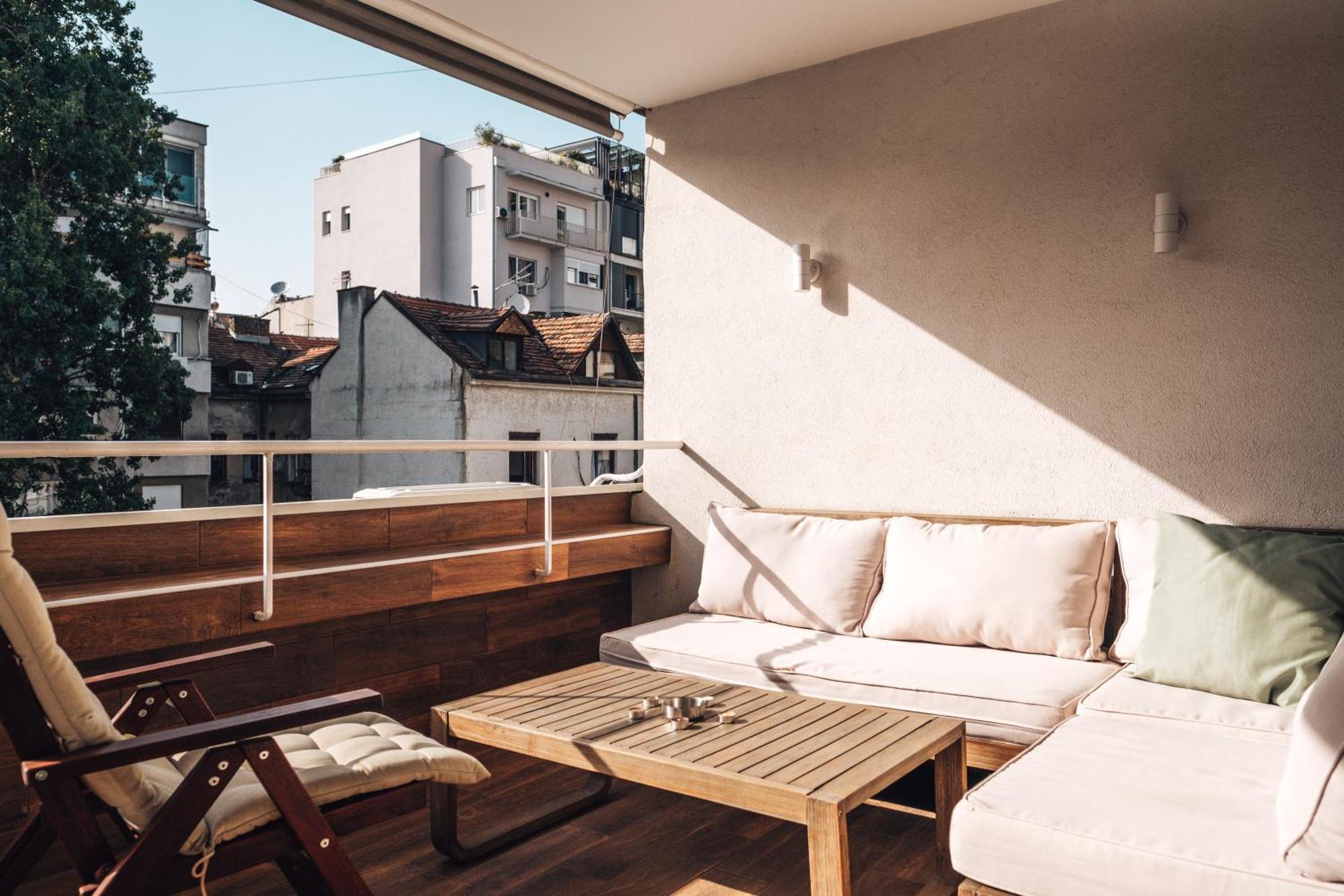 Crown Central Three Bedroom Apartment Belgrado Exterior foto